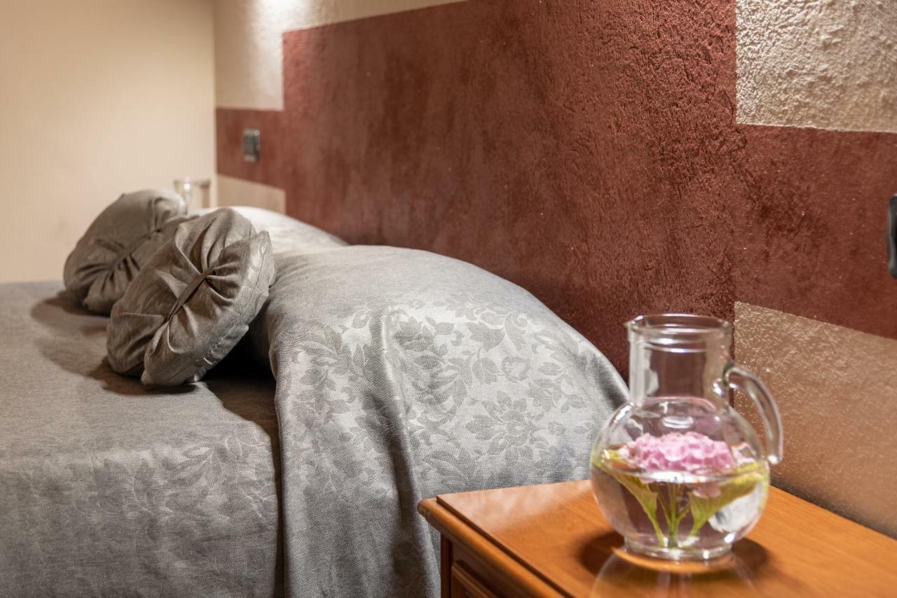 Villa Mery Καζάλε Μονφερράτο Δωμάτιο φωτογραφία